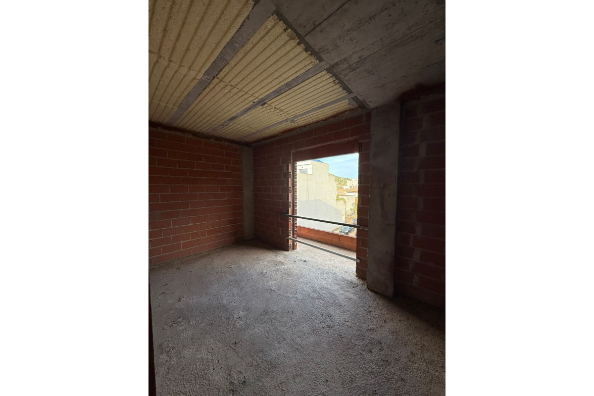 Revente - House - La Font d'en Carròs - Centro