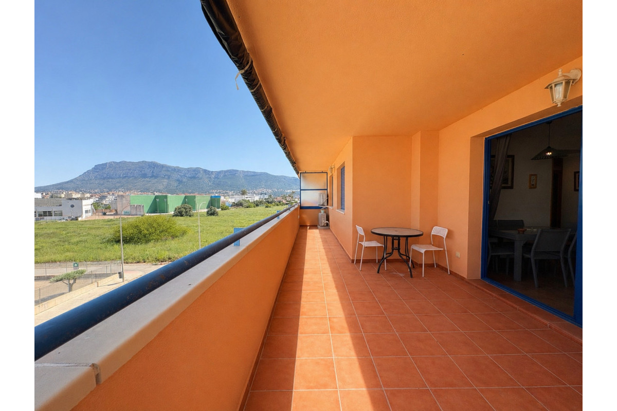 Herverkoop - Apartment / flat - Denia - Center