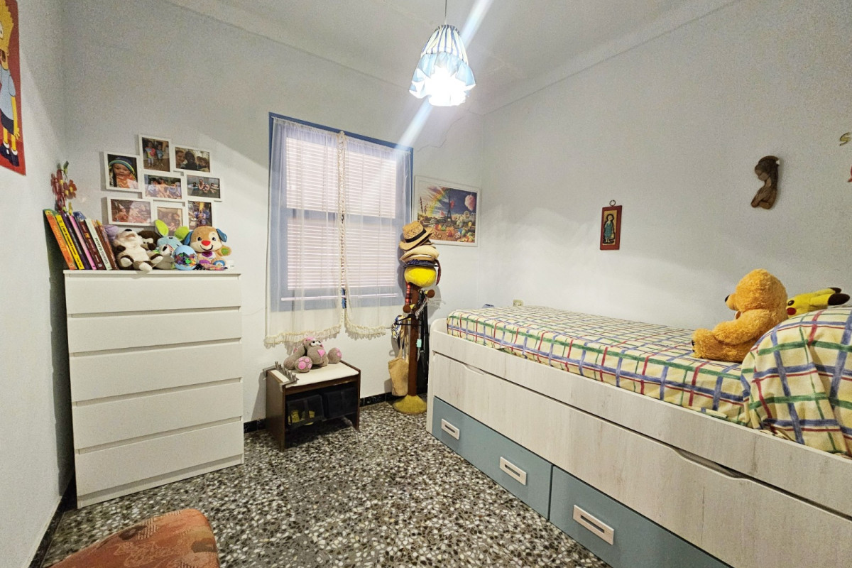 Herverkoop - Building (Mixed-Use) - Torrevieja - Torrevieja - Centre