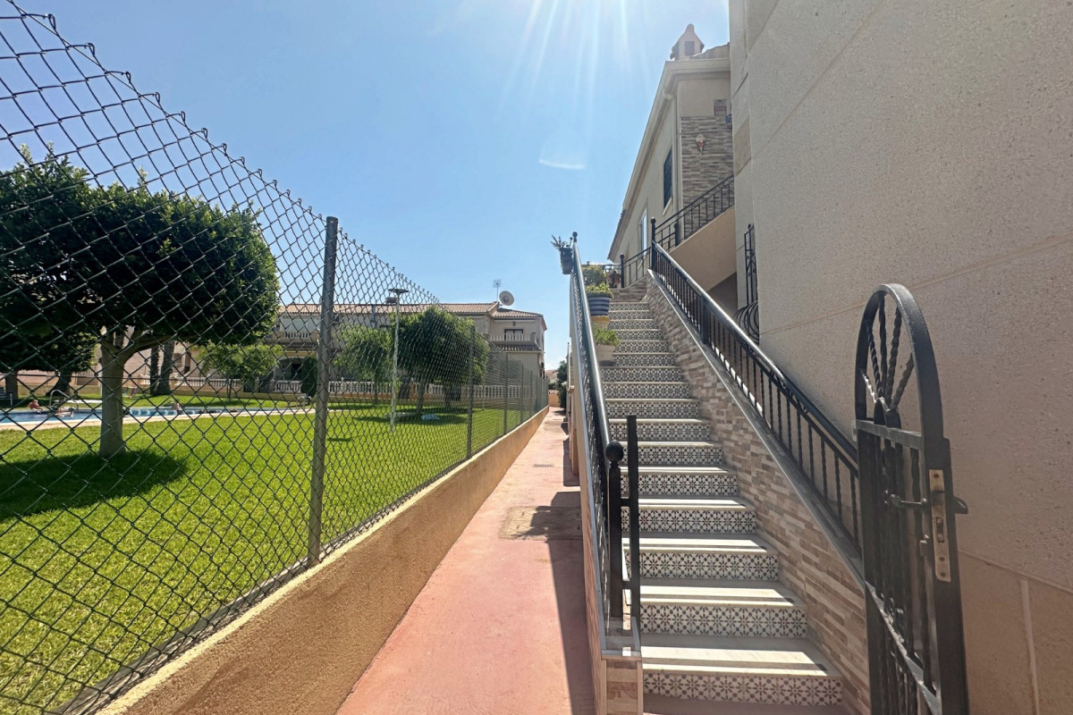 Herverkoop - Appartement  - Torrevieja - Aguas Nuevas