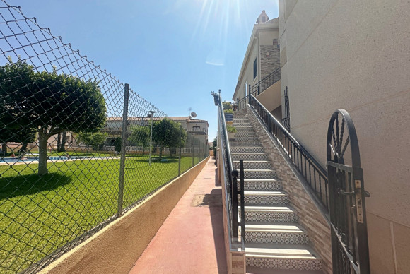 Herverkoop - Appartement  - Torrevieja - Aguas Nuevas