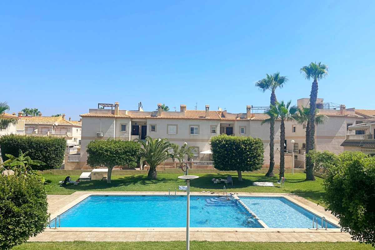 Herverkoop - Appartement  - Torrevieja - Aguas Nuevas