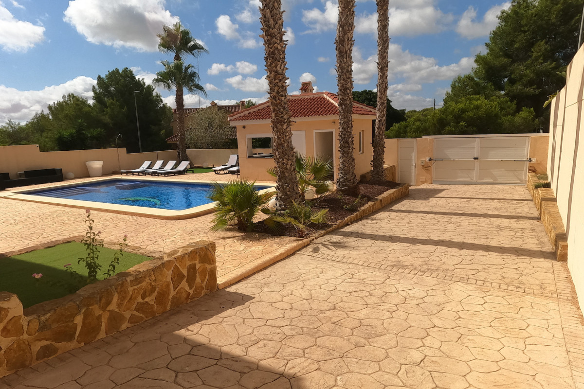 Herverkoop - Vrijstaande Villa - Algorfa - Montemar