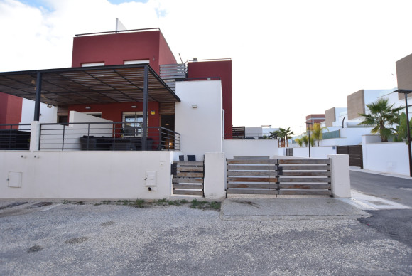 Herverkoop - Villa - Algorfa - La Finca Golf Resort