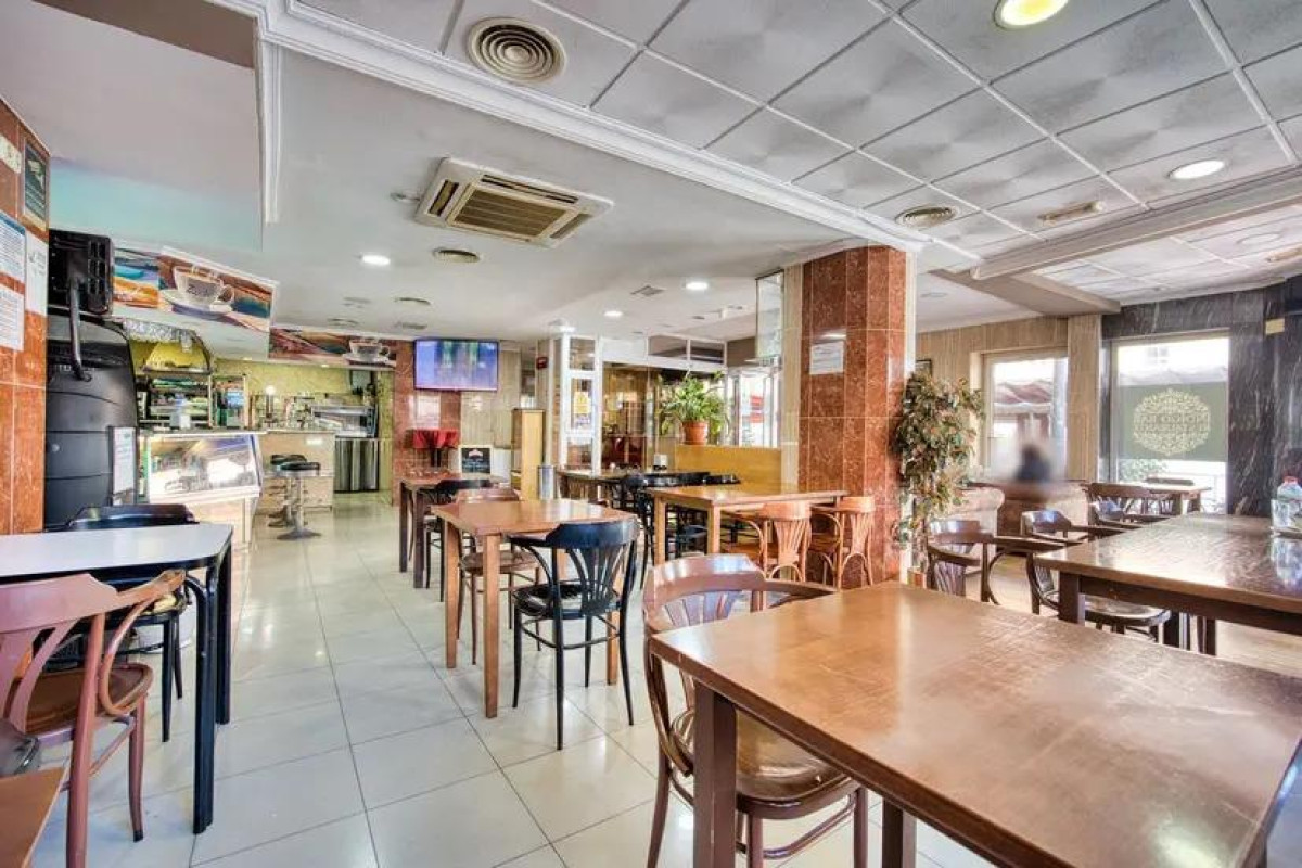 Herverkoop - Hotel - Torrevieja - Centro