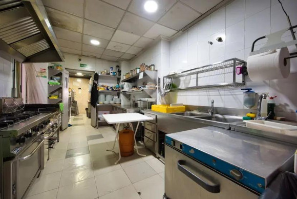Herverkoop - Hotel - Torrevieja - Centro