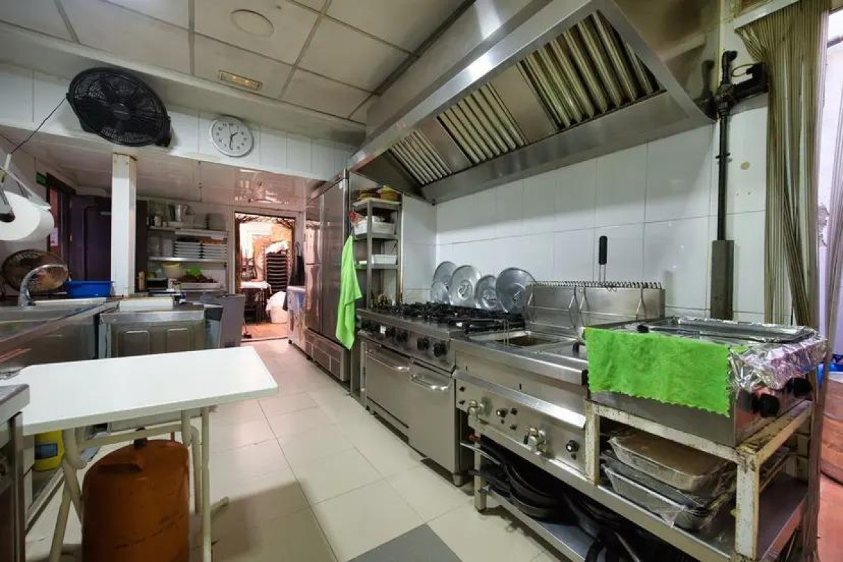Herverkoop - Hotel - Torrevieja - Centro