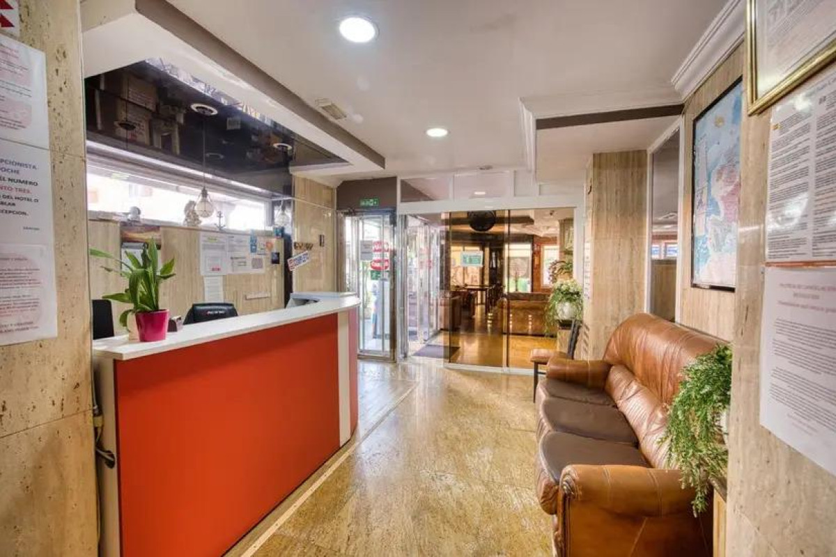 Herverkoop - Hotel - Torrevieja - Centro