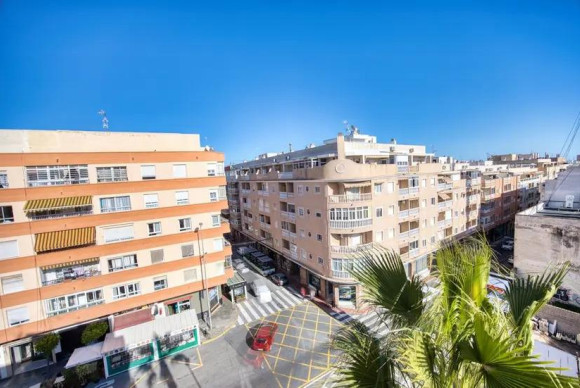 Herverkoop - Hotel - Torrevieja - Centro