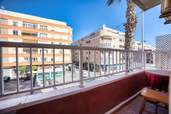 Herverkoop - Hotel - Torrevieja - Centro