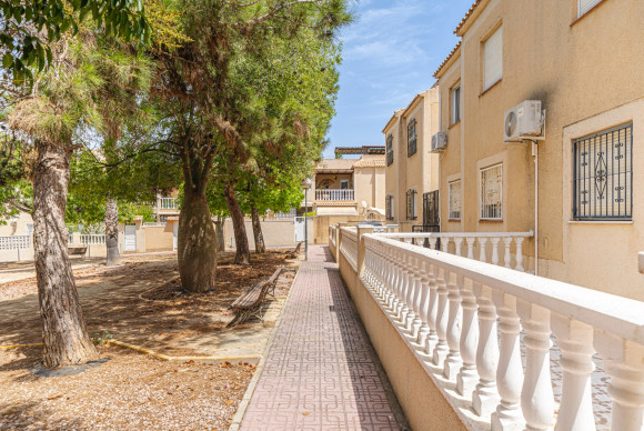 Herverkoop - Appartement  - Torrevieja - Aguas Nuevas