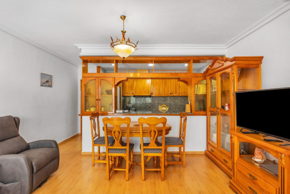 Herverkoop - Appartement - Torrevieja - Paseo maritimo
