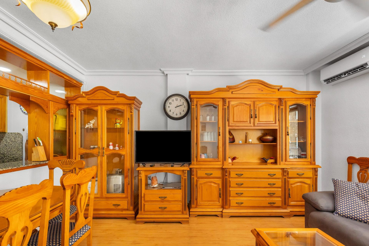 Herverkoop - Appartement - Torrevieja - Paseo maritimo