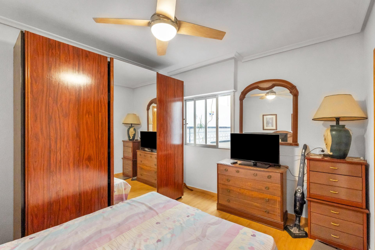 Herverkoop - Appartement - Torrevieja - Paseo maritimo