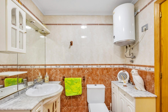Herverkoop - Appartement - Torrevieja - Paseo maritimo