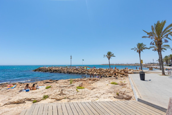 Herverkoop - Appartement - Torrevieja - Paseo maritimo
