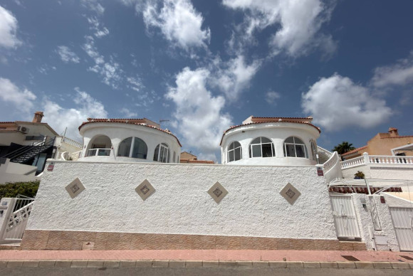 Herverkoop - Villa - Ciudad Quesada
