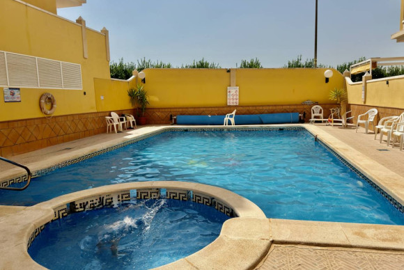 Herverkoop - Appartement  - Algorfa