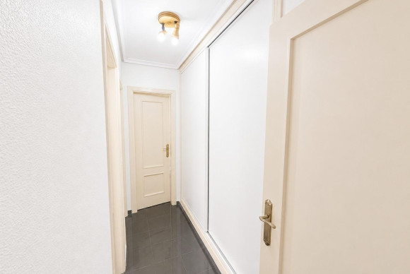Herverkoop - Appartement  - Torrevieja - Playa de los locos