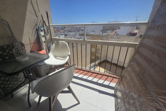 Herverkoop - Appartement  - Torrevieja - torrevieja