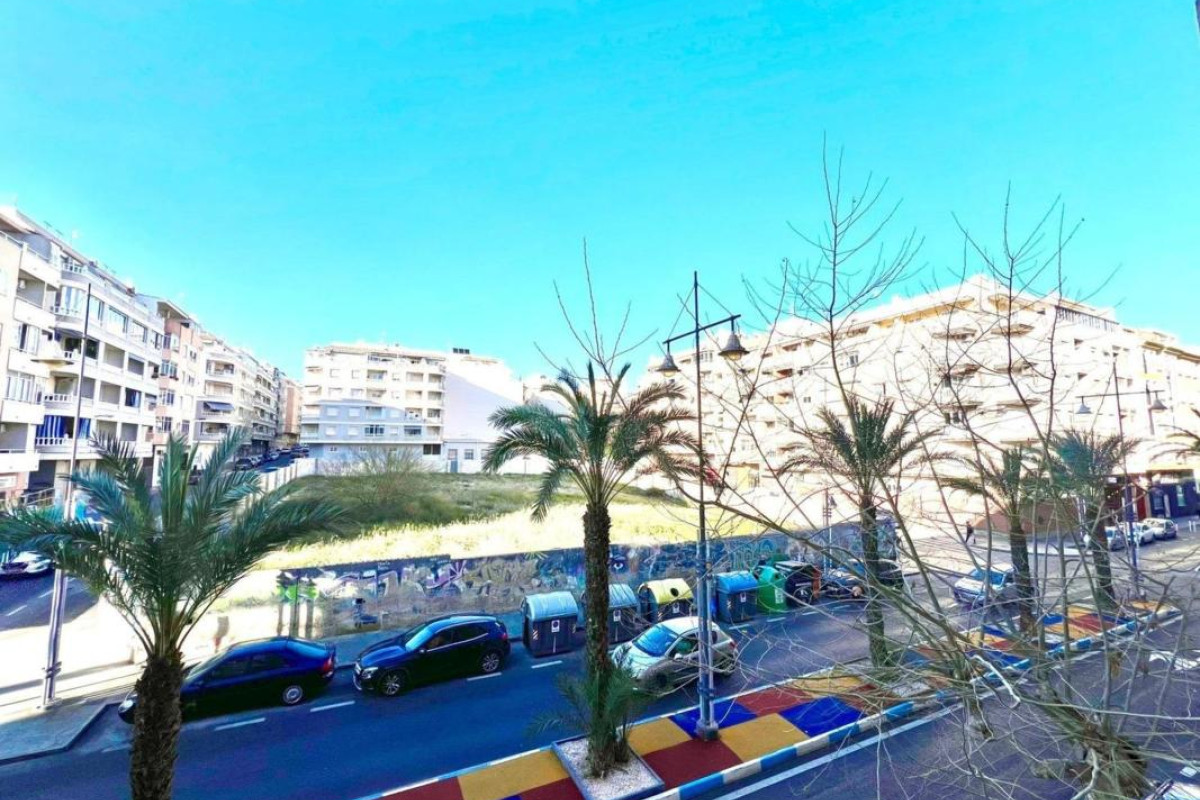 Herverkoop - Appartement  - Torrevieja - torrevieja