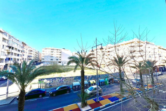 Herverkoop - Appartement  - Torrevieja - torrevieja