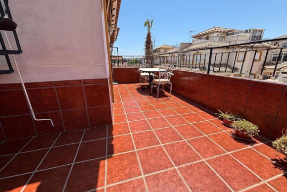 Herverkoop - Villa - Orihuela