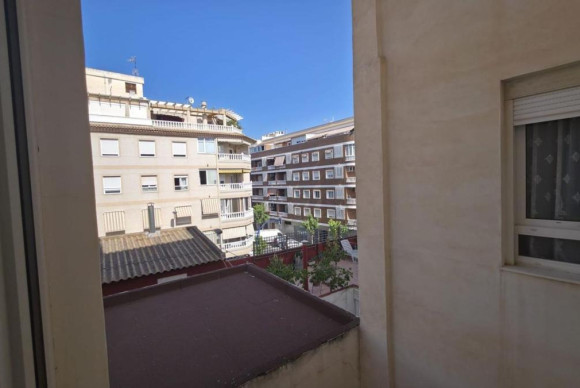 Resale - Apartment  - Torrevieja - torrevieja