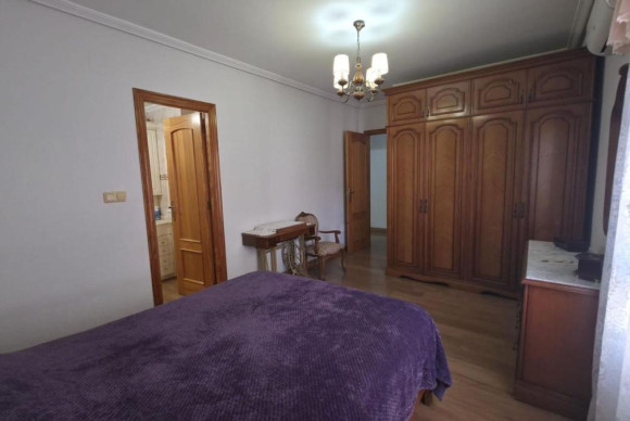 Resale - Apartment  - Torrevieja - torrevieja