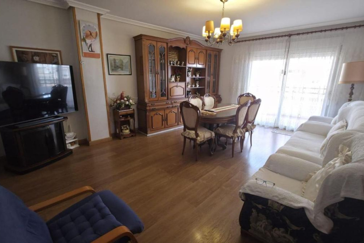 Resale - Apartment  - Torrevieja - torrevieja
