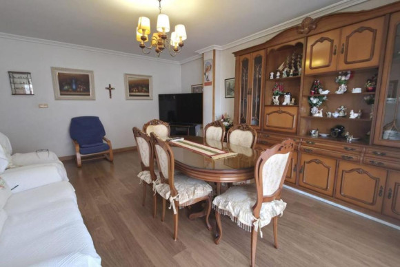Resale - Apartment  - Torrevieja - torrevieja