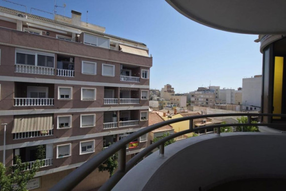 Resale - Apartment  - Torrevieja - torrevieja