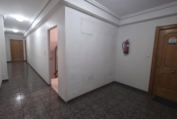 Resale - Apartment  - Torrevieja - torrevieja