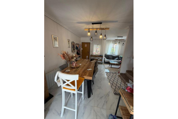 Resale - Villa - Torrevieja - torrevieja