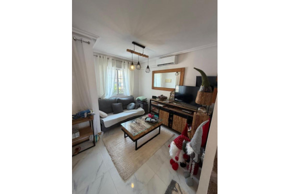 Resale - Villa - Torrevieja - torrevieja