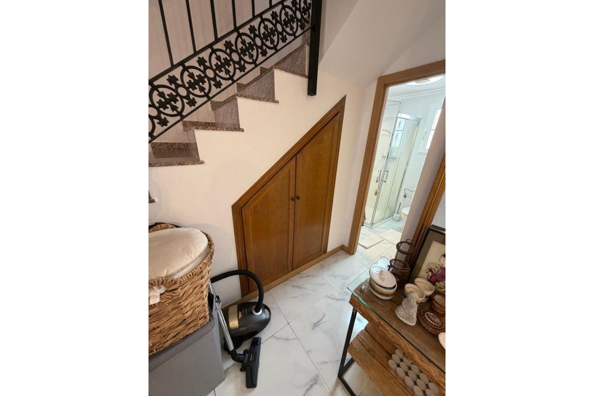 Resale - Villa - Torrevieja - torrevieja