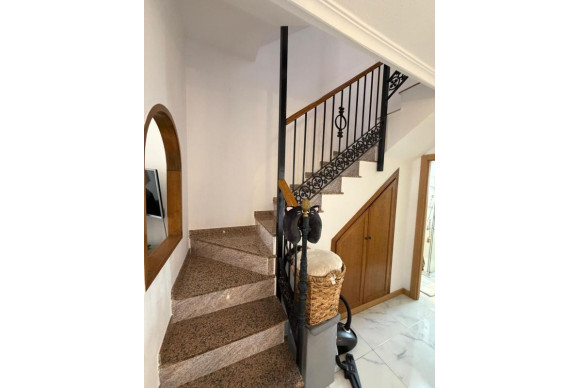 Resale - Villa - Torrevieja - torrevieja