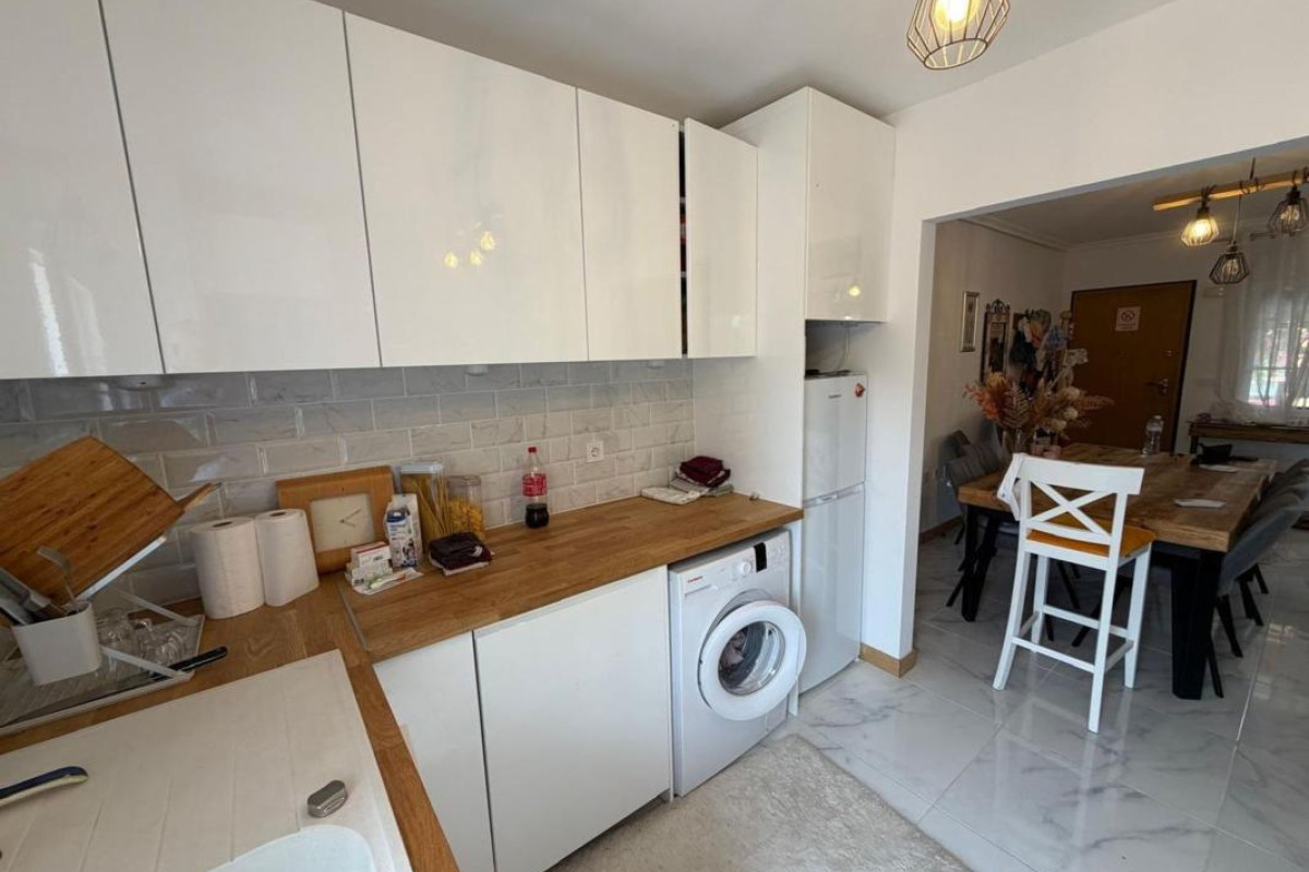 Resale - Villa - Torrevieja - torrevieja