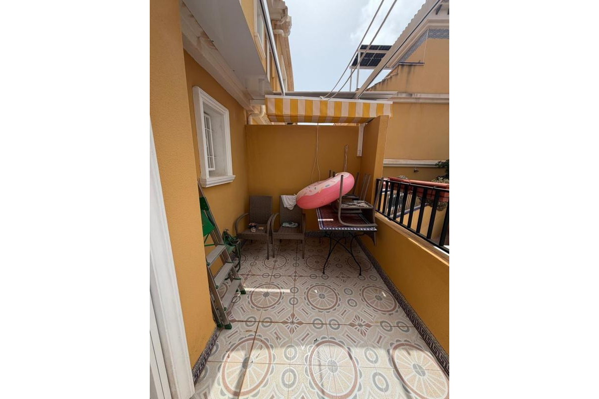 Resale - Villa - Torrevieja - torrevieja