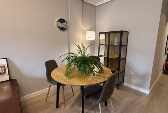Reventa - Apartamento / piso - Torrevieja - torrevieja