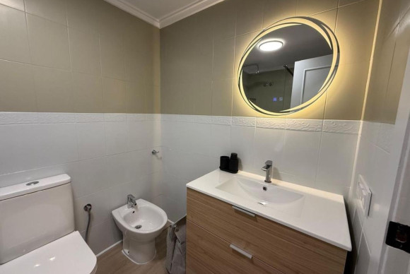 Reventa - Apartamento / piso - Torrevieja - torrevieja