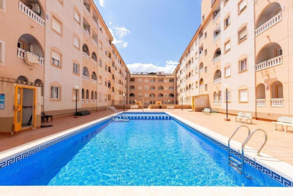 Reventa - Apartamento / piso - Torrevieja - torrevieja
