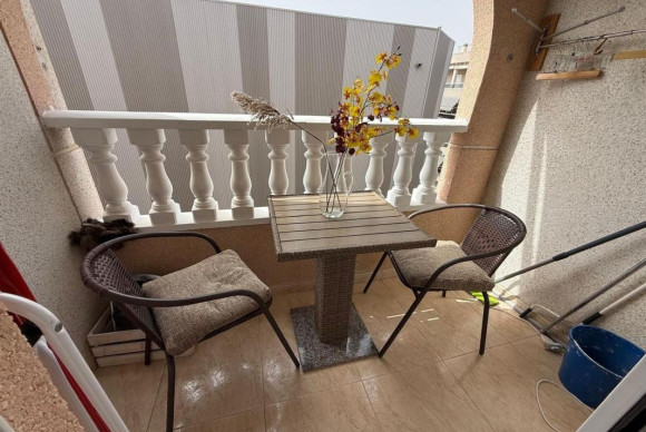 Reventa - Apartamento / piso - Torrevieja - torrevieja