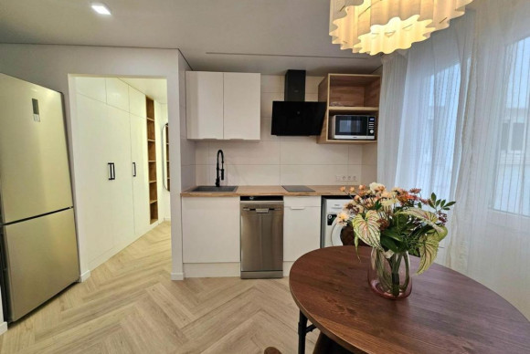 Reventa - Apartamento / piso - Torrevieja - torrevieja