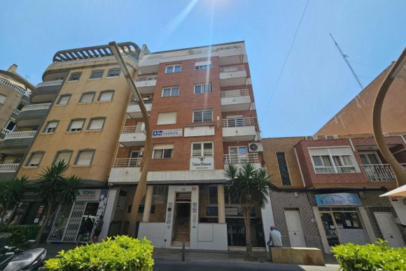 Reventa - Apartamento / piso - Torrevieja - torrevieja