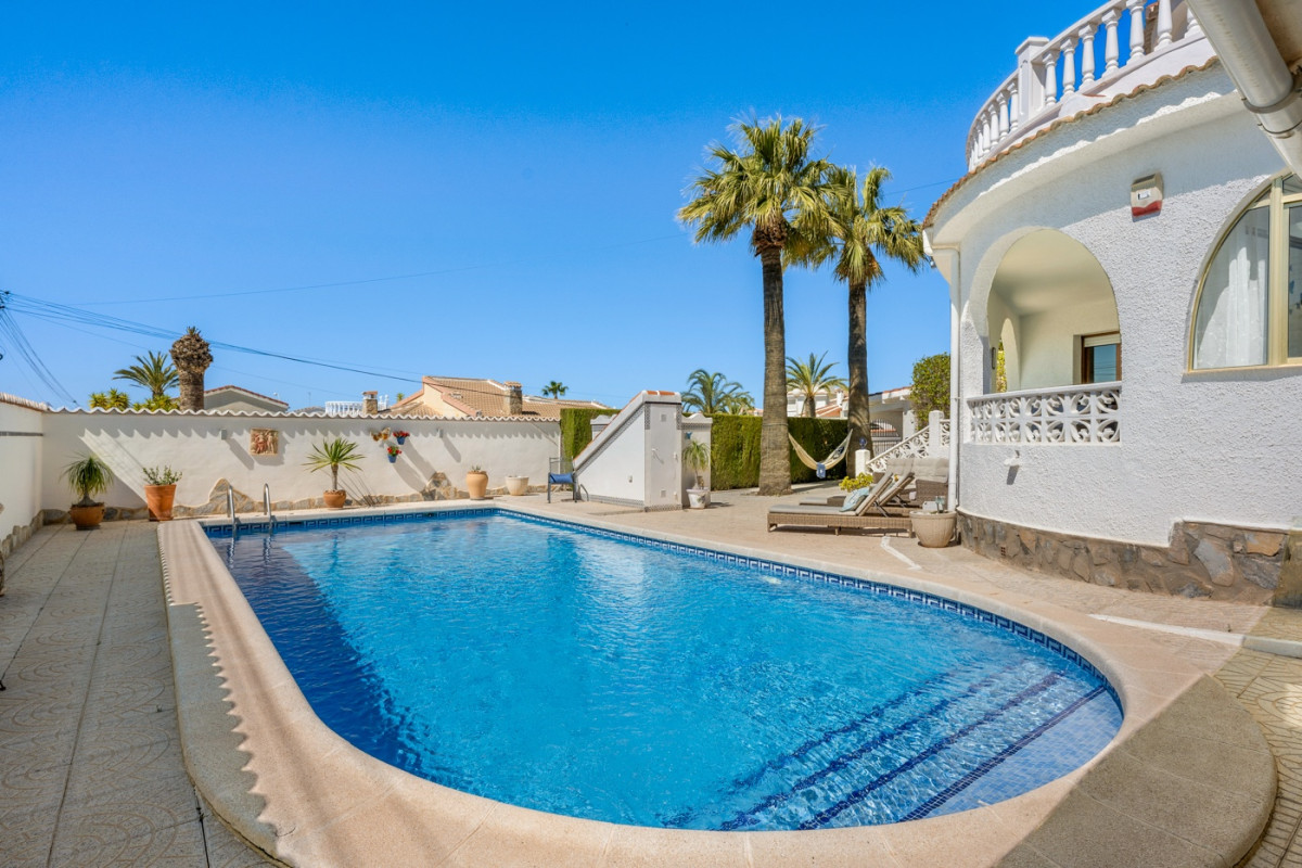 Herverkoop - Vrijstaande Villa - Ciudad Quesada - Ciudad Quesada - Town