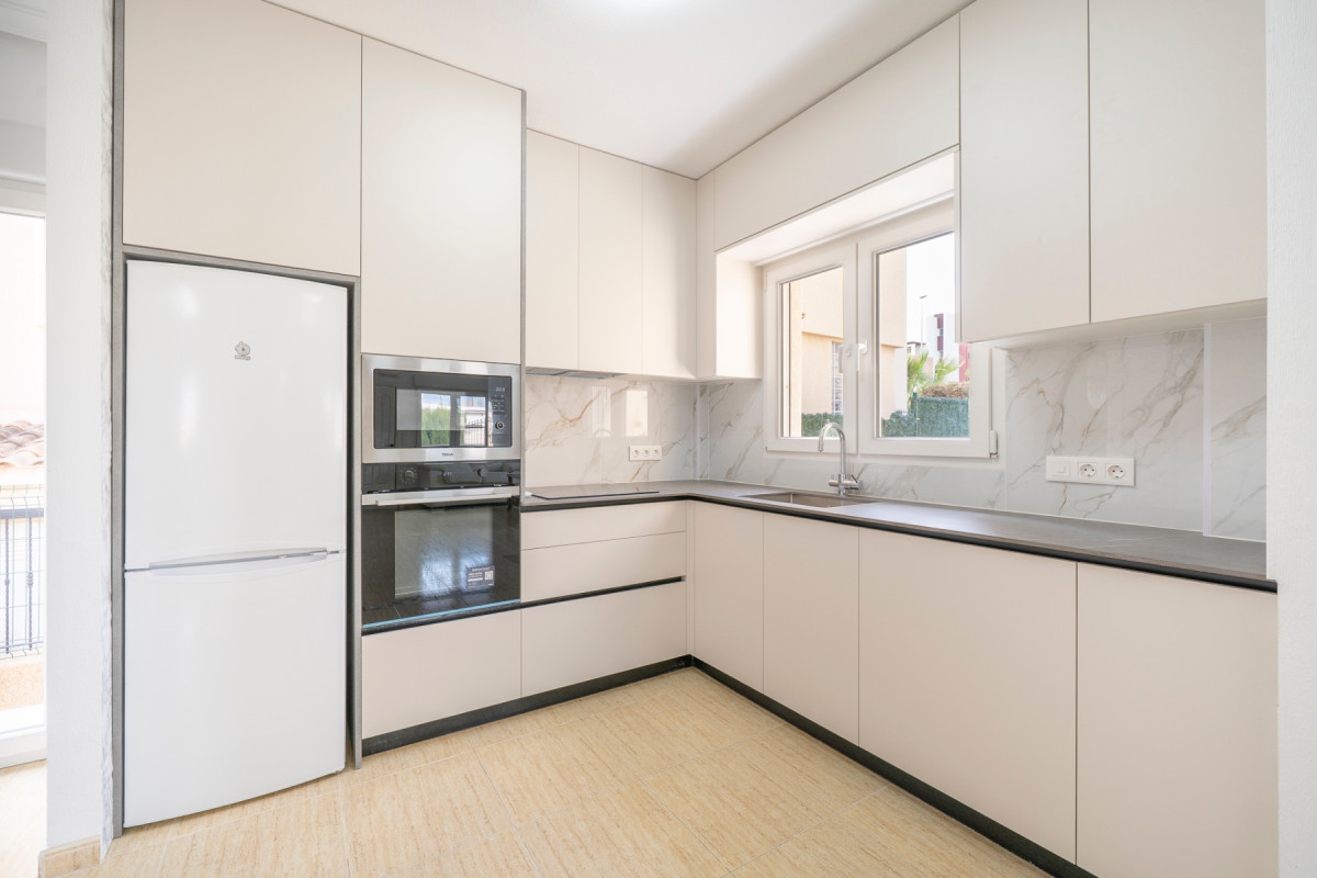 Reventa - Detached Villa - Orihuela Costa - Villamartin