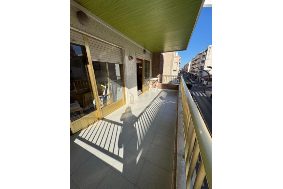 Resale - Apartment  - Torrevieja - torrevieja