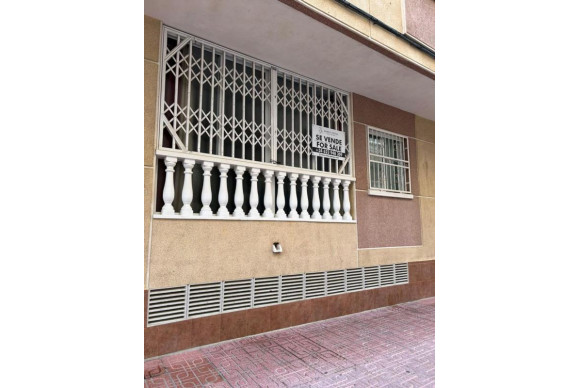 Resale - Apartment  - Torrevieja - torrevieja