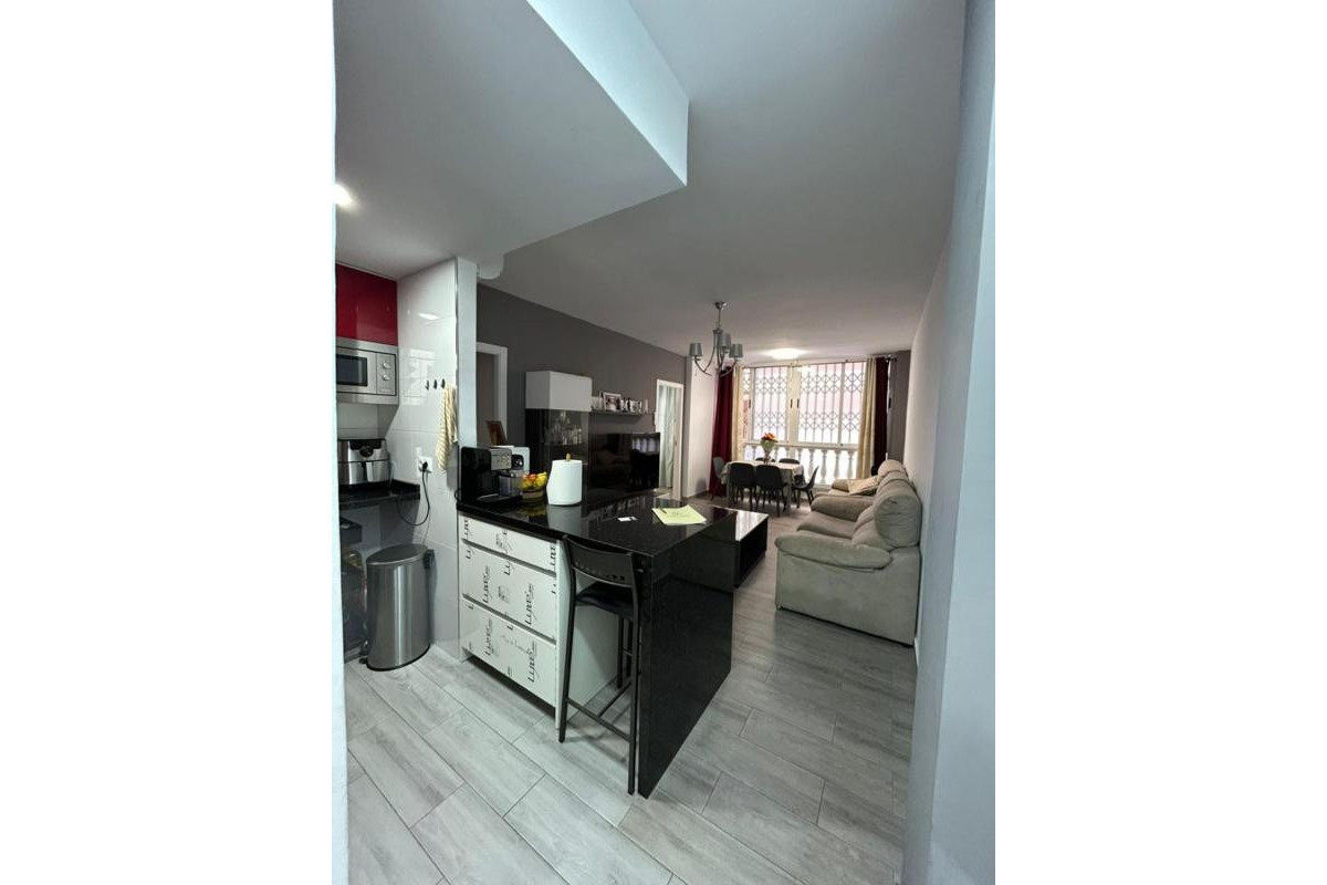 Resale - Apartment  - Torrevieja - torrevieja